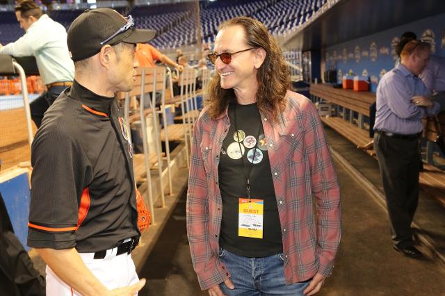 Geddy Lee Travels to Florida to Expand His Baseball Autograph Collection