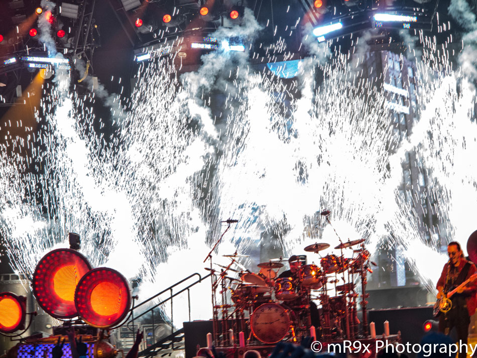 Rush Clockwork Angels Tour Pictures - Jones Beach, NY 06/23/2013