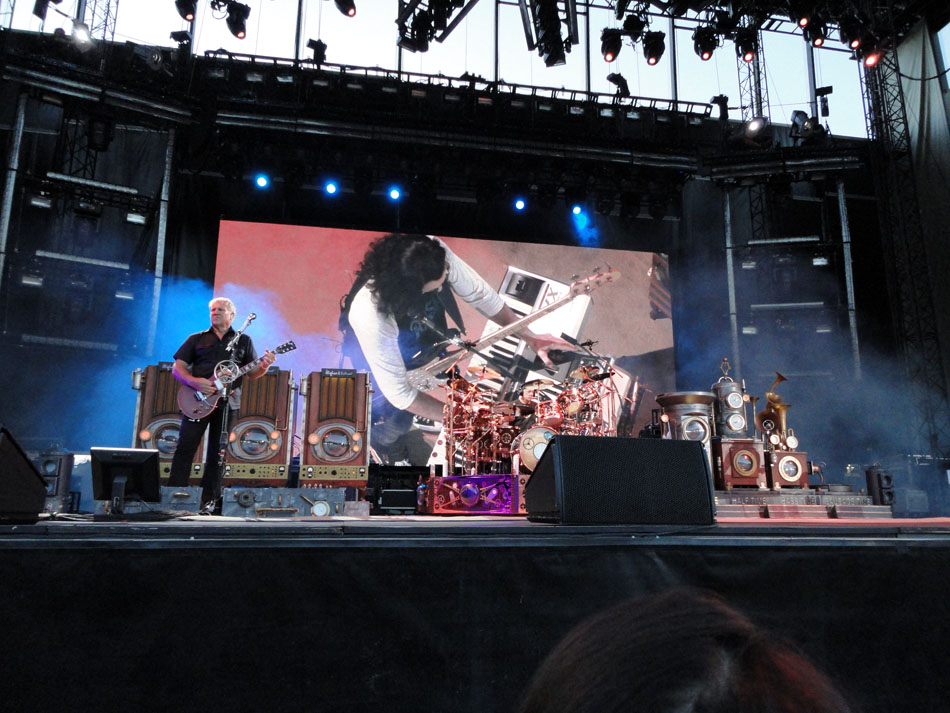 Rush Time Machine 2011 Tour - Seattle, WA (The Gorge)