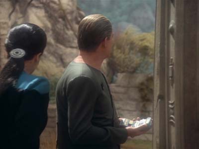 Star Trek: Deep Space Nine Screencaps "The Alternate" (S2:E12)