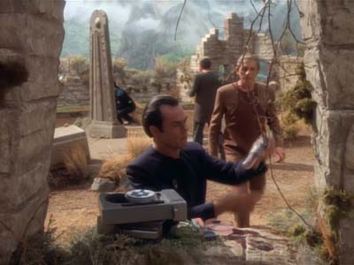 Star Trek: Deep Space Nine Screencaps "The Alternate" (S2:E12)
