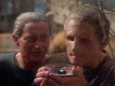 Star Trek: Deep Space Nine Screencaps "The Alternate" (S2:E12)
