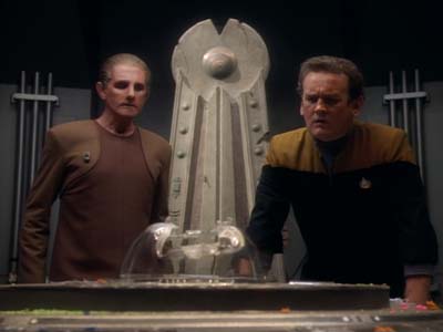 Star Trek: Deep Space Nine Screencaps "The Alternate" (S2:E12)