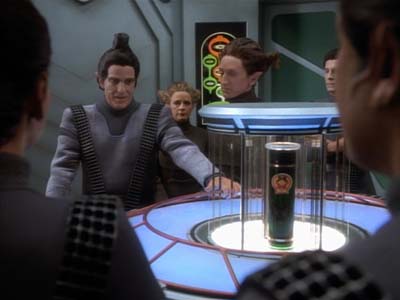 Star Trek: Deep Space Nine Screencaps "Armageddon Game" (S2:E13)