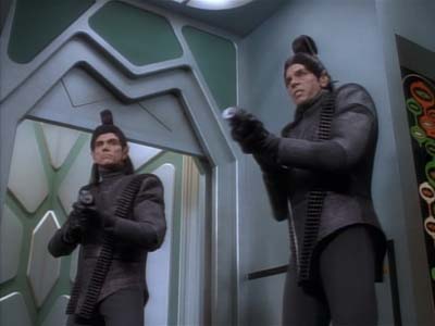 Star Trek: Deep Space Nine Screencaps "Armageddon Game" (S2:E13)