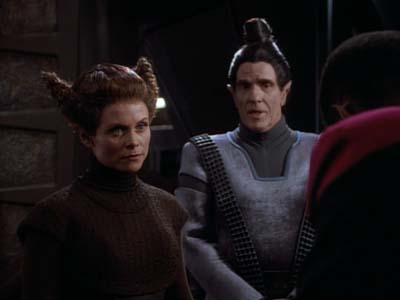 Star Trek: Deep Space Nine Screencaps "Armageddon Game" (S2:E13)
