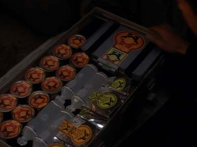 Star Trek: Deep Space Nine Screencaps "Armageddon Game" (S2:E13)