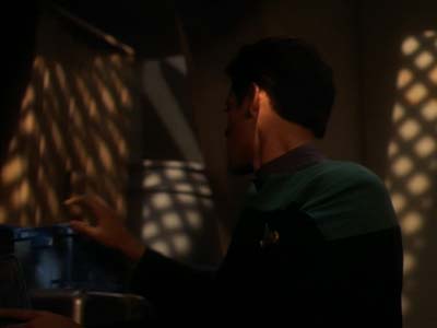 Star Trek: Deep Space Nine Screencaps "Armageddon Game" (S2:E13)