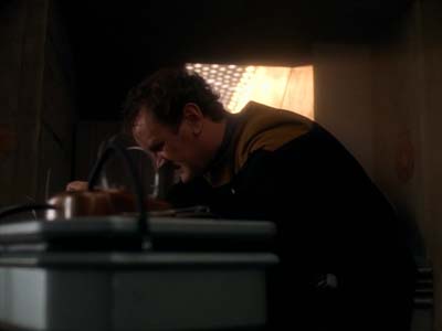 Star Trek: Deep Space Nine Screencaps "Armageddon Game" (S2:E13)