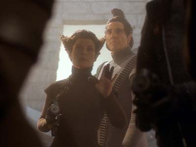 Star Trek: Deep Space Nine Screencaps "Armageddon Game" (S2:E13)