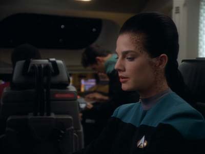 Star Trek: Deep Space Nine Screencaps "Armageddon Game" (S2:E13)