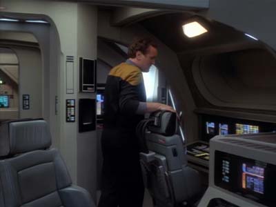 Star Trek: Deep Space Nine Screencaps "Whispers" (S2:E14)