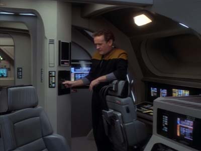 Star Trek: Deep Space Nine Screencaps "Whispers" (S2:E14)