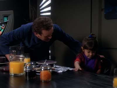 Star Trek: Deep Space Nine Screencaps "Whispers" (S2:E14)