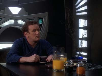 Star Trek: Deep Space Nine Screencaps "Whispers" (S2:E14)
