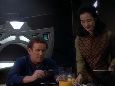 Star Trek: Deep Space Nine Screencaps "Whispers" (S2:E14)