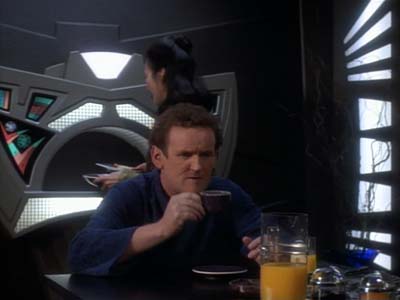 Star Trek: Deep Space Nine Screencaps "Whispers" (S2:E14)