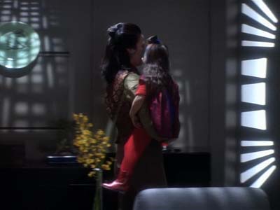 Star Trek: Deep Space Nine Screencaps "Whispers" (S2:E14)