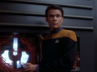 Star Trek: Deep Space Nine Screencaps "Whispers" (S2:E14)