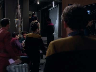 Star Trek: Deep Space Nine Screencaps "Whispers" (S2:E14)