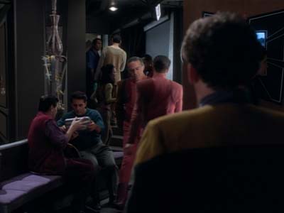 Star Trek: Deep Space Nine Screencaps "Whispers" (S2:E14)