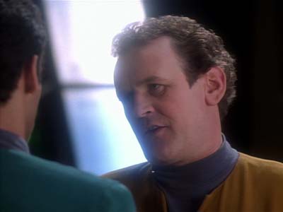 Star Trek: Deep Space Nine Screencaps "Whispers" (S2:E14)