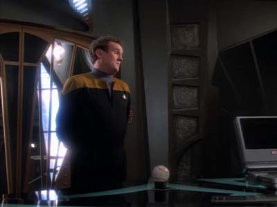Star Trek: Deep Space Nine Screencaps "Whispers" (S2:E14)