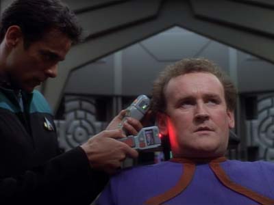 Star Trek: Deep Space Nine Screencaps "Whispers" (S2:E14)