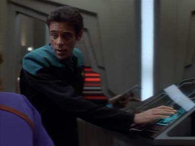 Star Trek: Deep Space Nine Screencaps "Whispers" (S2:E14)