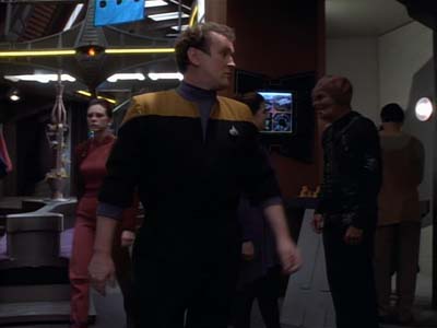 Star Trek: Deep Space Nine Screencaps "Whispers" (S2:E14)