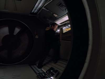 Star Trek: Deep Space Nine Screencaps "Whispers" (S2:E14)
