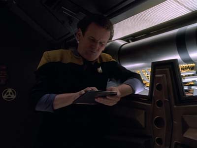 Star Trek: Deep Space Nine Screencaps "Whispers" (S2:E14)