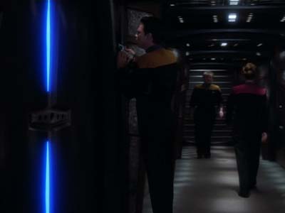 Star Trek: Deep Space Nine Screencaps "Whispers" (S2:E14)