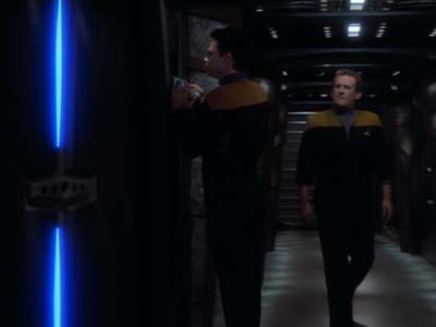 Star Trek: Deep Space Nine Screencaps "Whispers" (S2:E14)