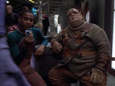 Star Trek: Deep Space Nine Screencaps "Whispers" (S2:E14)