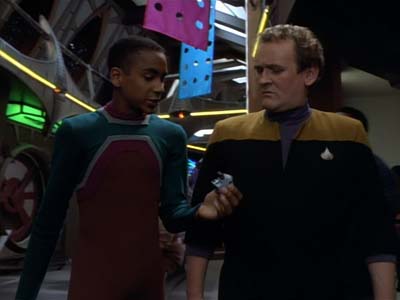 Star Trek: Deep Space Nine Screencaps "Whispers" (S2:E14)