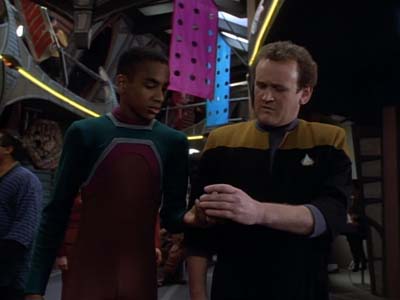 Star Trek: Deep Space Nine Screencaps "Whispers" (S2:E14)