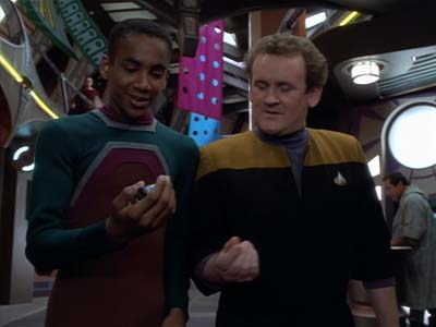 Star Trek: Deep Space Nine Screencaps "Whispers" (S2:E14)