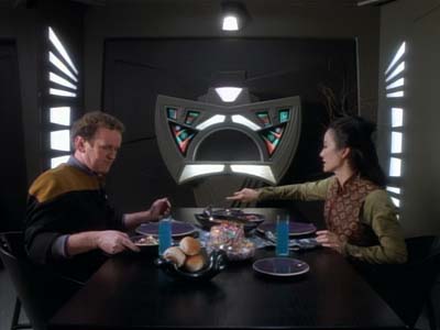 Star Trek: Deep Space Nine Screencaps "Whispers" (S2:E14)