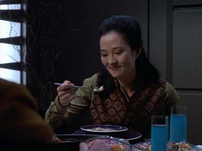 Star Trek: Deep Space Nine Screencaps "Whispers" (S2:E14)