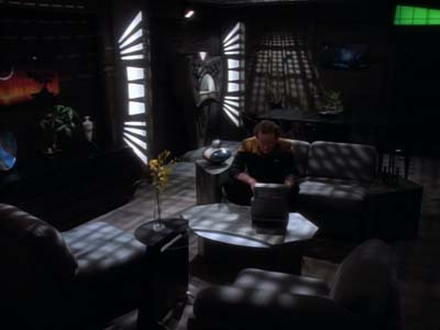 Star Trek: Deep Space Nine Screencaps "Whispers" (S2:E14)