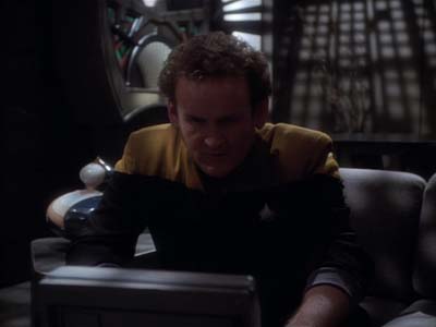 Star Trek: Deep Space Nine Screencaps "Whispers" (S2:E14)