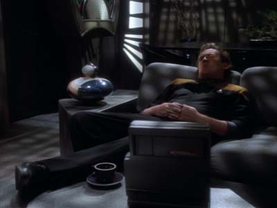 Star Trek: Deep Space Nine Screencaps "Whispers" (S2:E14)