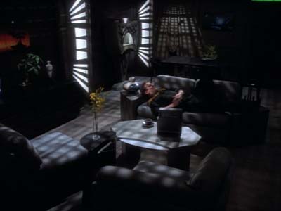 Star Trek: Deep Space Nine Screencaps "Whispers" (S2:E14)