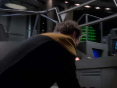 Star Trek: Deep Space Nine Screencaps "Whispers" (S2:E14)
