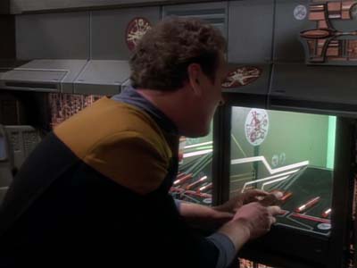 Star Trek: Deep Space Nine Screencaps "Whispers" (S2:E14)