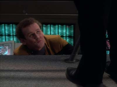 Star Trek: Deep Space Nine Screencaps "Whispers" (S2:E14)