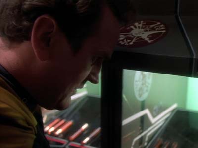 Star Trek: Deep Space Nine Screencaps "Whispers" (S2:E14)