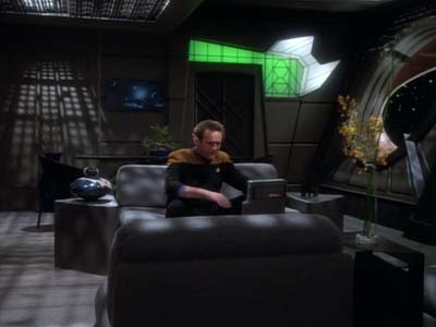Star Trek: Deep Space Nine Screencaps "Whispers" (S2:E14)