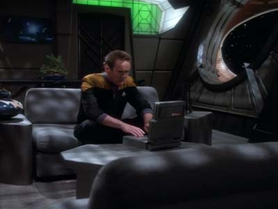 Star Trek: Deep Space Nine Screencaps "Whispers" (S2:E14)